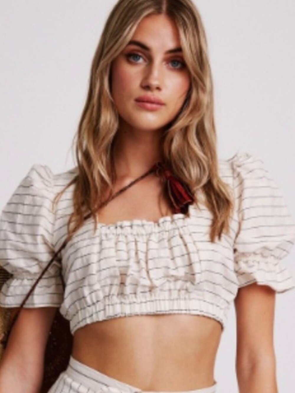 Stone Cold Fox Bond Crop Cream Gray Pinstripe, Size